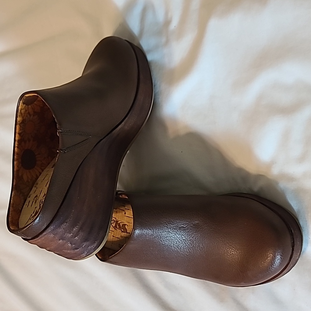 Kork-Ease Brown Leather Mule Clogs